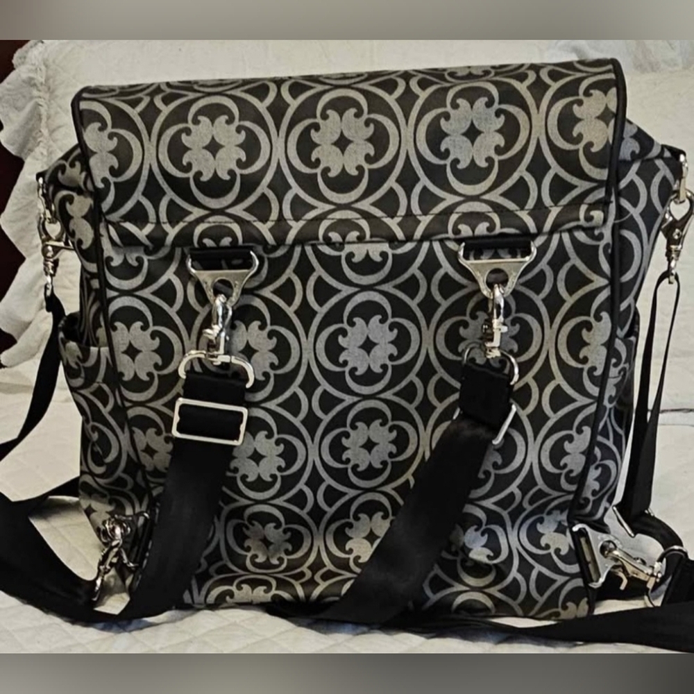 Petunia Pickle Bottom Diaper Bag - Picture 3 of 5